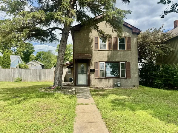 1521 1st St, Peru, IL 61354