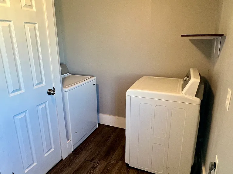 802 S Xanthus Ave — Photo 12