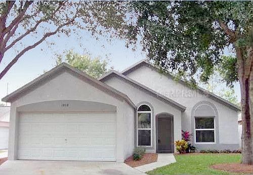 2nd image of 1210 Lake Blue Cir