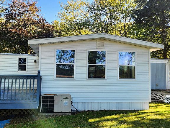 5th image of 28284 Chippewa Ave