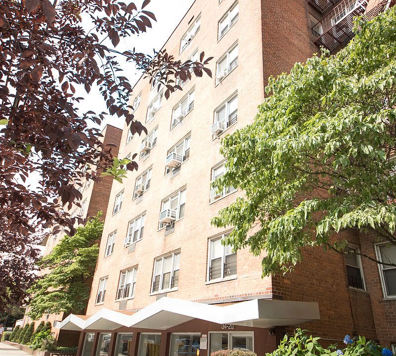 1st image of 34-20 Parsons Blvd APT 2V