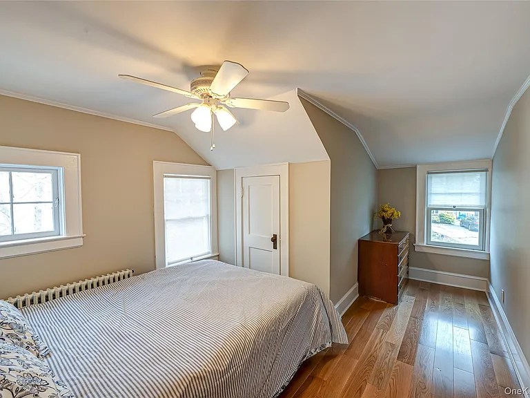 53 Waterside Ave — Photo 13