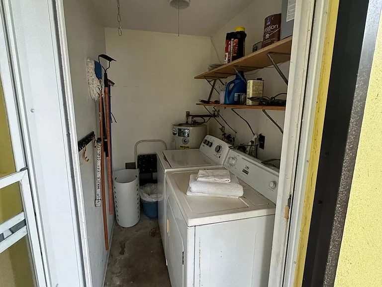1580 5th Ct — Photo 13