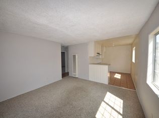 1129 E 41st Pl APT 3, Los Angeles, CA 90011