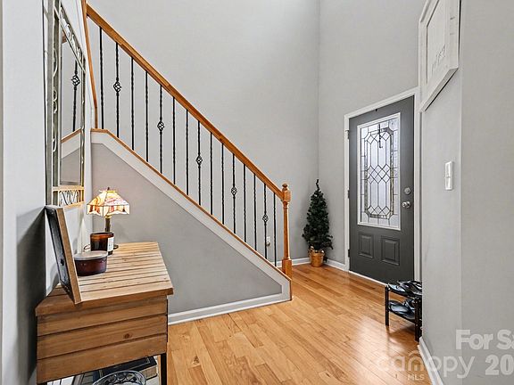 4th image of 1109 Blackwaterside Dr