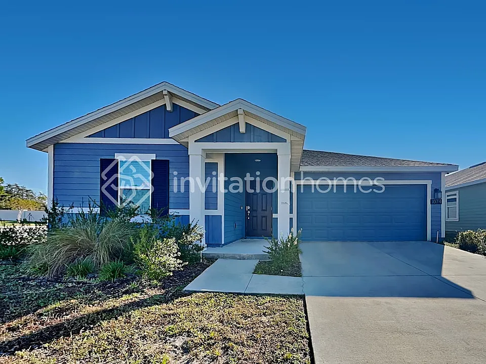 1074 Caitlin Loop