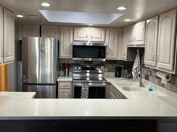 4th image of 2959 N 68th Pl Unit 117