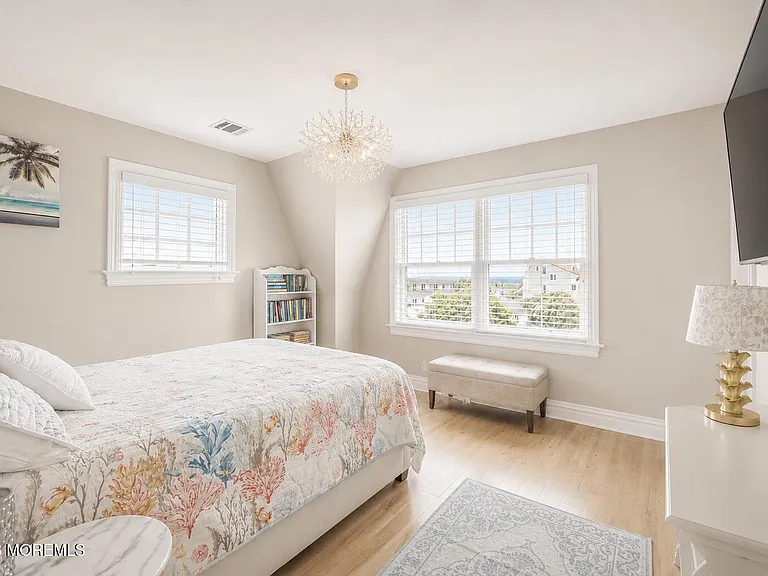 1246 Ocean Ave #B — Photo 10