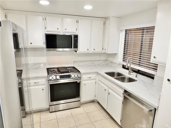 2510 E Willow St Unit 102, Signal Hill, CA 90755