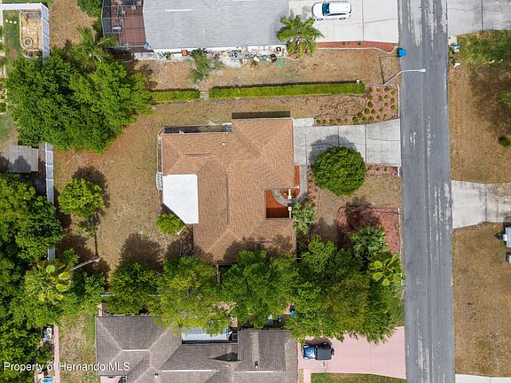2nd image of 8177 Pagoda Dr