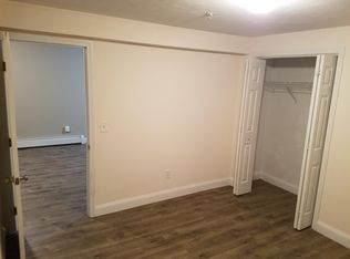 25 Smith St APT 3, Taunton, MA 02780