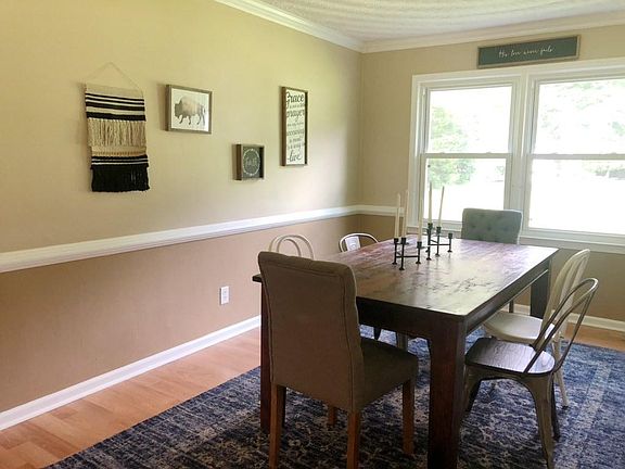 4th image of 106 Sinclair Ln