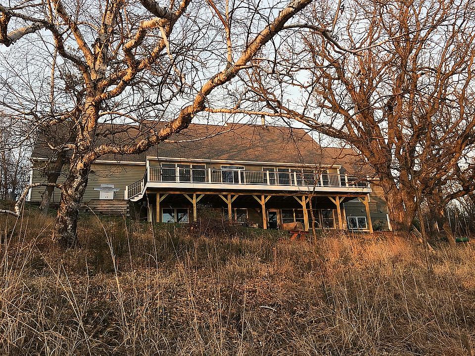 2nd image of 1101 Wildflower Ct
