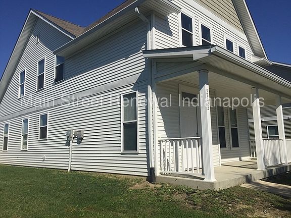 3rd image of 2932 Hervey St