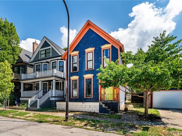 107 College St, Buffalo, NY 14201