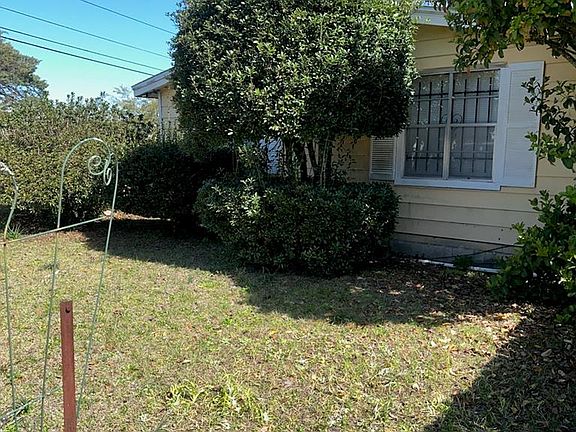 3rd image of 1905 Cypress St