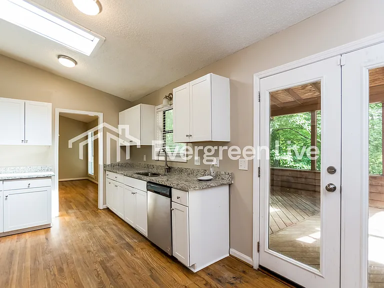 2493 Oakrill Rd — Photo 9