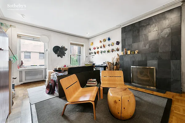 Sold by Sotheby's International Realty | media 2