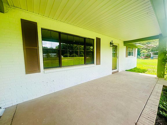 3rd image of 23470 Old Dragstrip Rd
