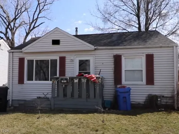 13313 Thornhope Rd, Cleveland, OH 44135
