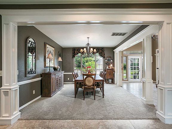 Dining Elegance