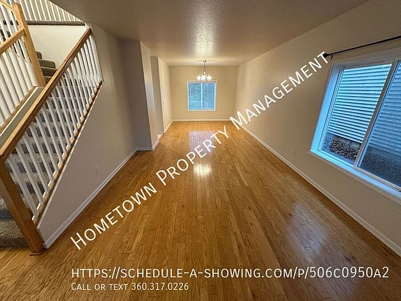 3rd image of 7205 33rd Ave NE