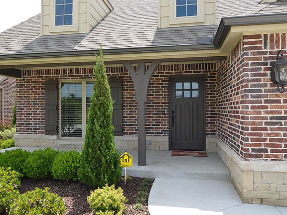 Cozy covered front patio