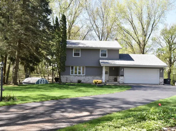 4779 Maple Grove DRIVE, West Bend, WI 53095