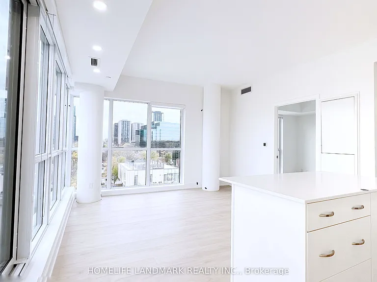 181 Sheppard Ave E #519 — Photo 4