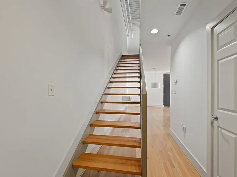 790 North Ave NE #108 — Photo 11