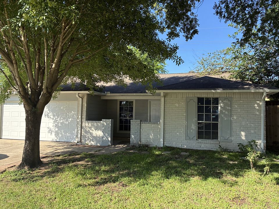 1st image of 3502 Churchill Gardens Ln