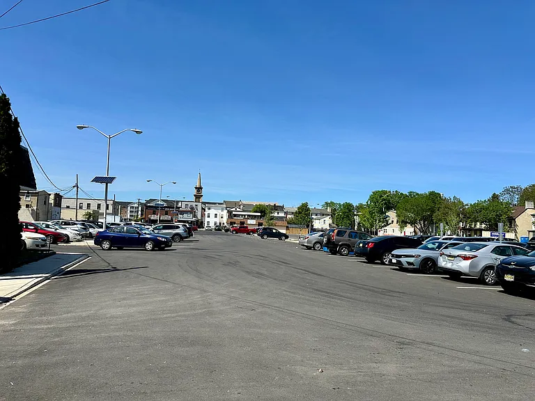 Public parking facility just minutes away.