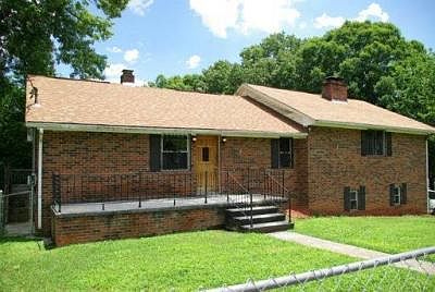 1st image of 1206 Trigg St