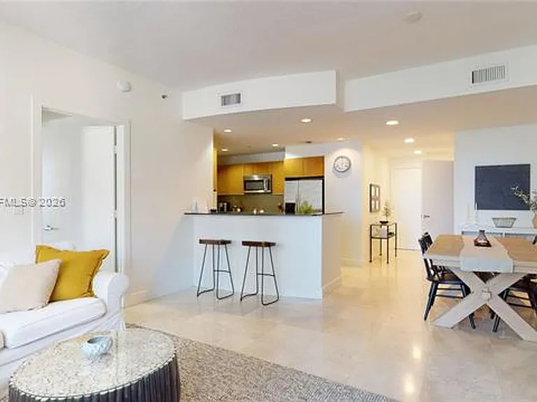 1060 Brickell Ave #1805 — Photo 3