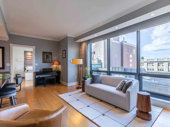 45 Province St APT 1808, Boston, MA 02108