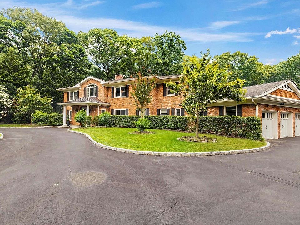 31 Kodiak Drive, Woodbury, NY 11797 MLS 3484354 Zillow