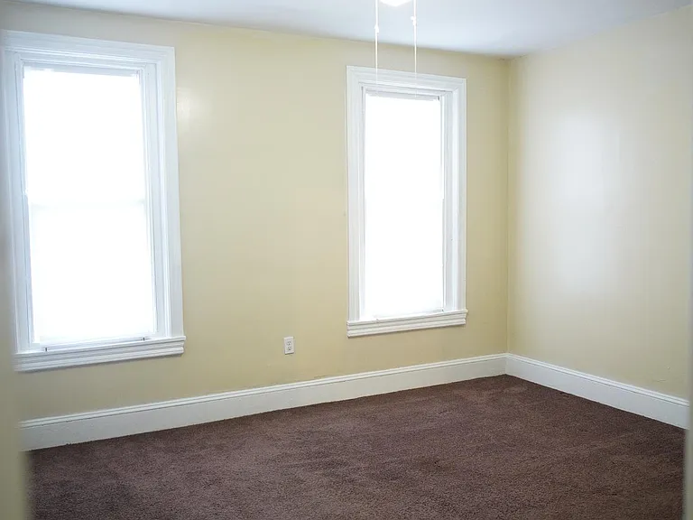 1482 N Wilton St — Photo 16
