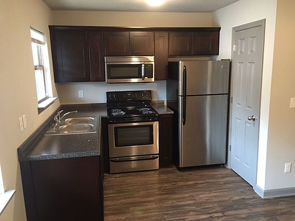 5th image of 601 N Caraway Belt C #2200-14