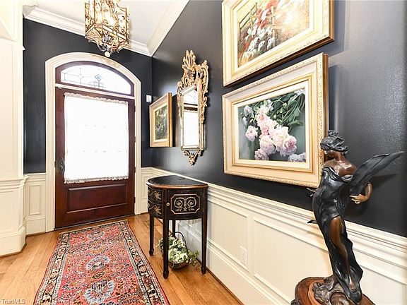 4th image of 17 Granville Oaks Ct