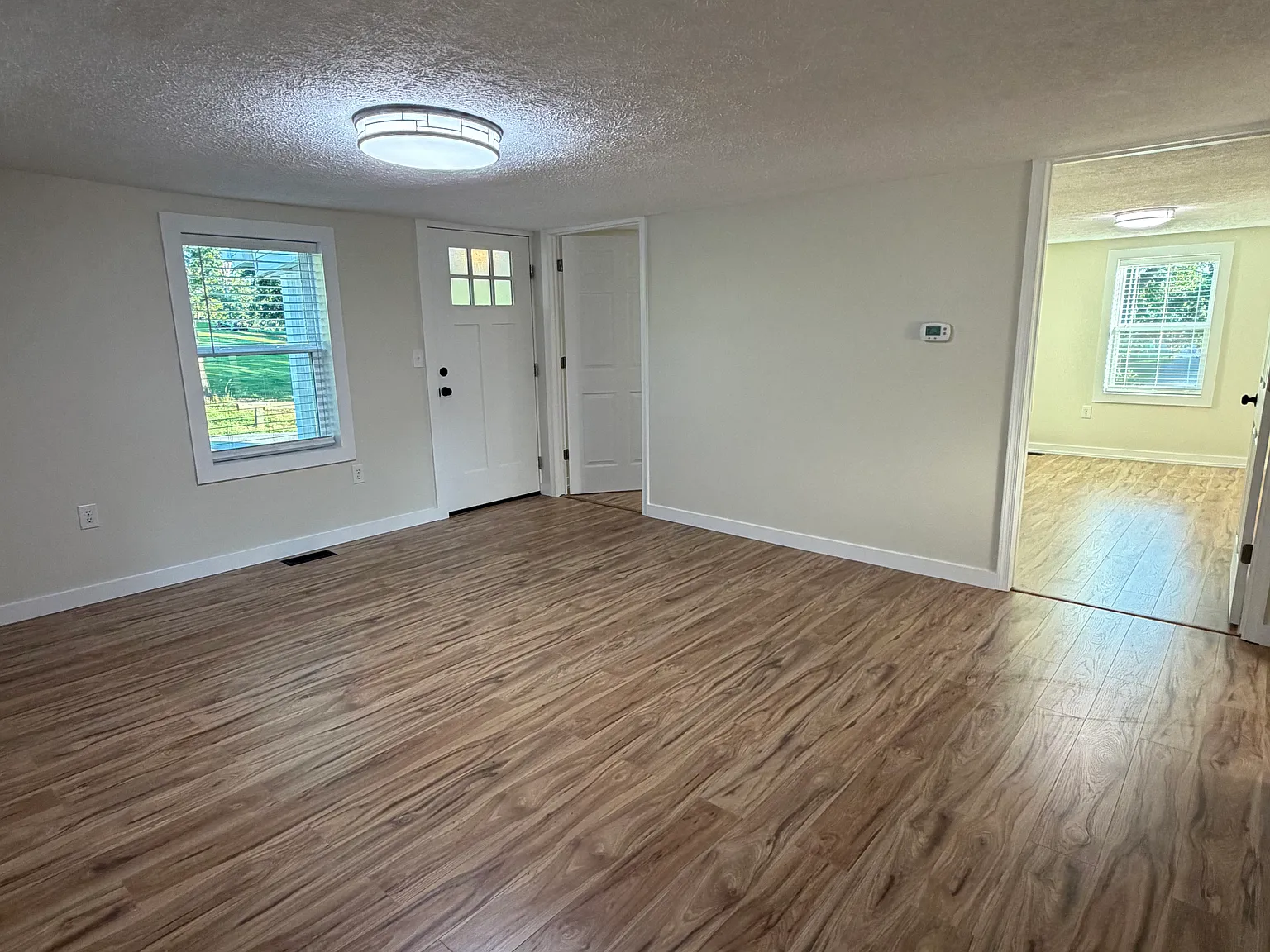 3 bed, $1,750 — Photo 3