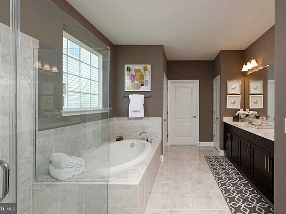 5th image of 1313 Hudgins Farm Cir