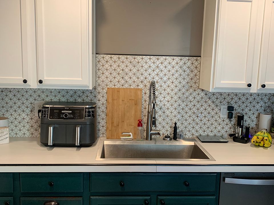 1st image of 6075 S Hawks Hollow Ct