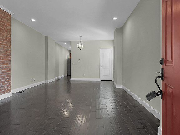 3rd image of 432-434 Stoddart Ave