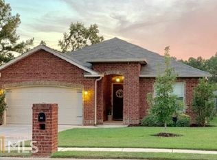 211 N Haven Ln, Perry, GA 31069