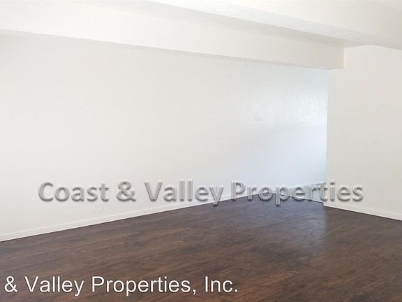 2nd image of 11320 Sanchez St #5