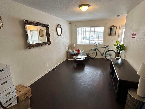 3rd image of 3716 Salida Ct