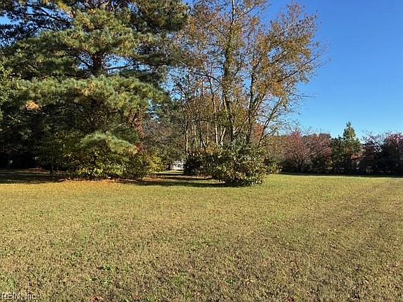 5th image of 57AC Smithfield Blvd