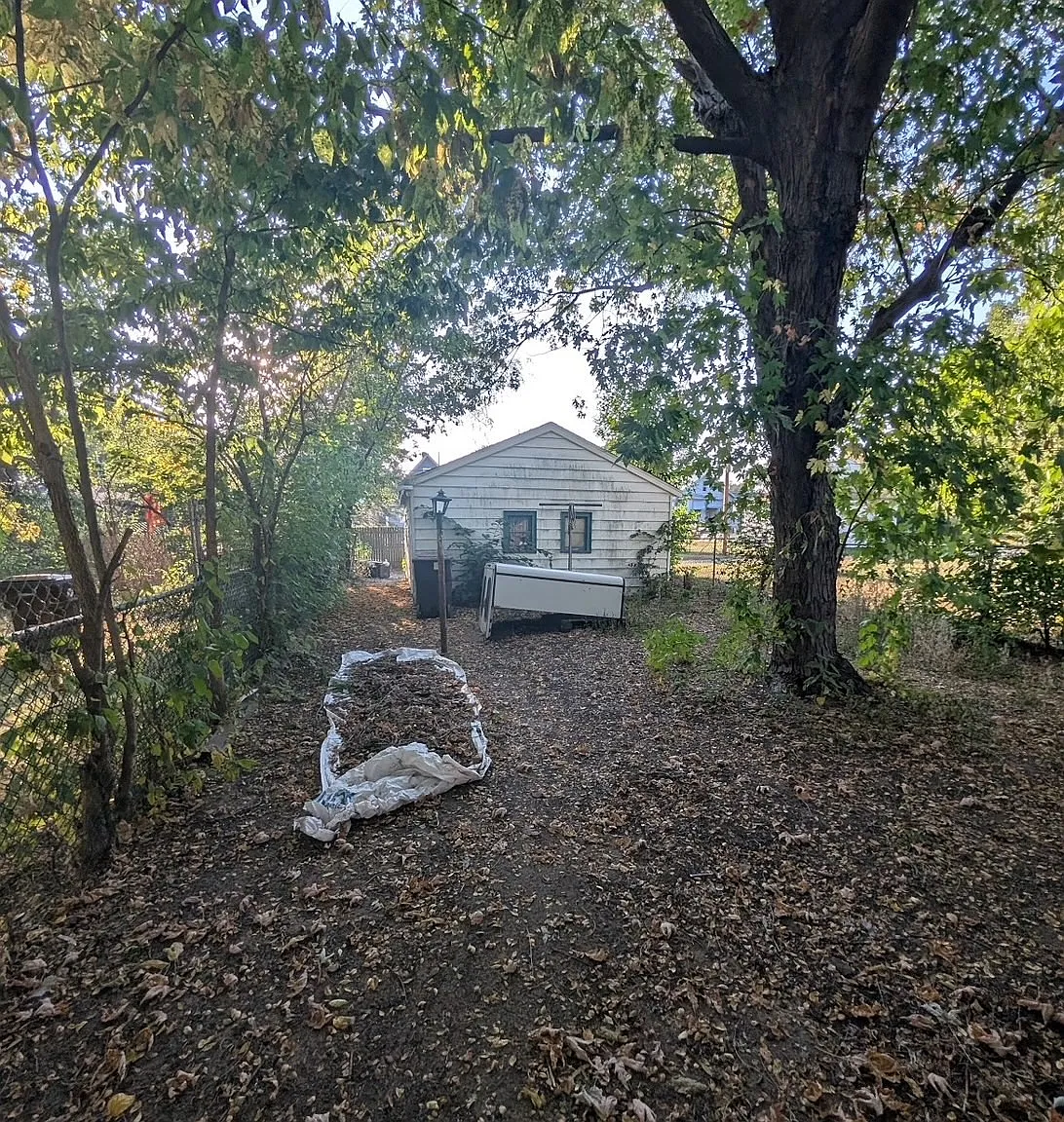 3 bed, 968 sqft, $595 — Photo 4