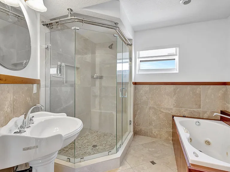 217 Marina Dr — Photo 33