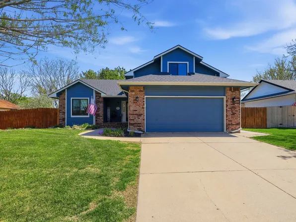 152 N Lioba Dr, Andover, KS 67002